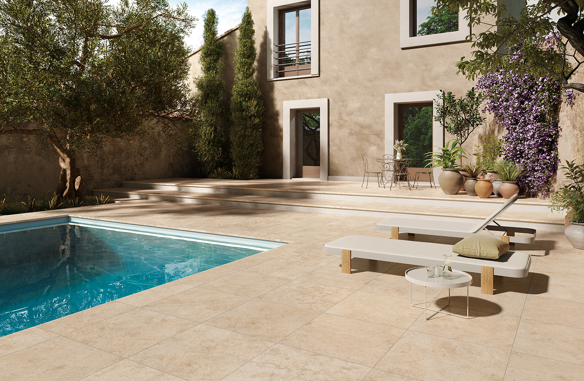 Carrelage antidérapant pour plage de piscine et terrasse extérieure à Amay